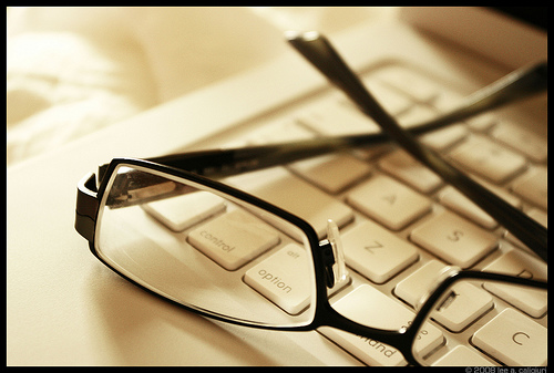 Purchasing Glasses Online VS Shopping At Brick And Mortar Stores