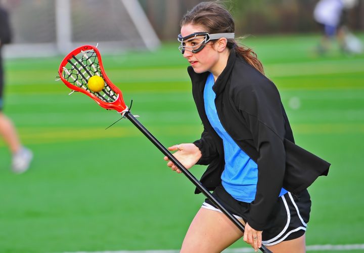 Why Protective Eyeglasses is So Important in Sports