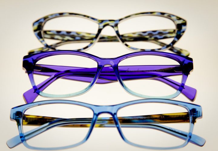 The Main Differences Between Metal & Plastic Eyeglass Frames