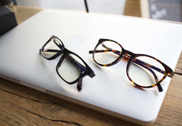 8 Things You Need to Check Before Purchasing Eyewear Online