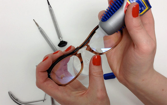 Simple Guide to Repairing Your Broken Eyeglasses By Yourself